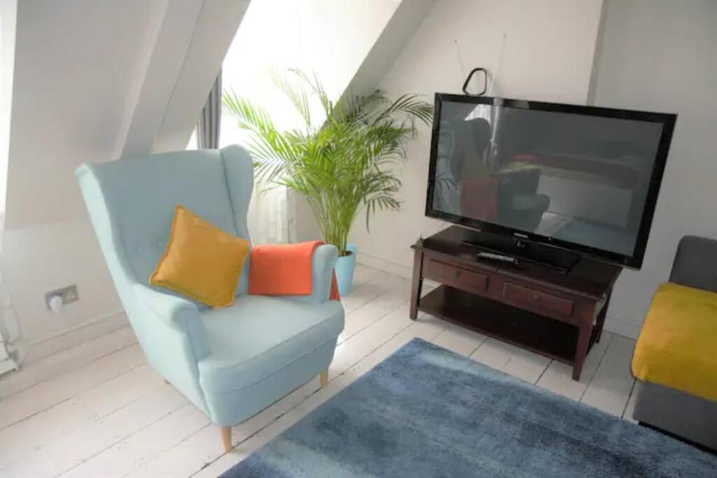 Fabulous Duplex Flat In Covent Garden - 2 Bedroom ลอนดอน ภายนอก รูปภาพ